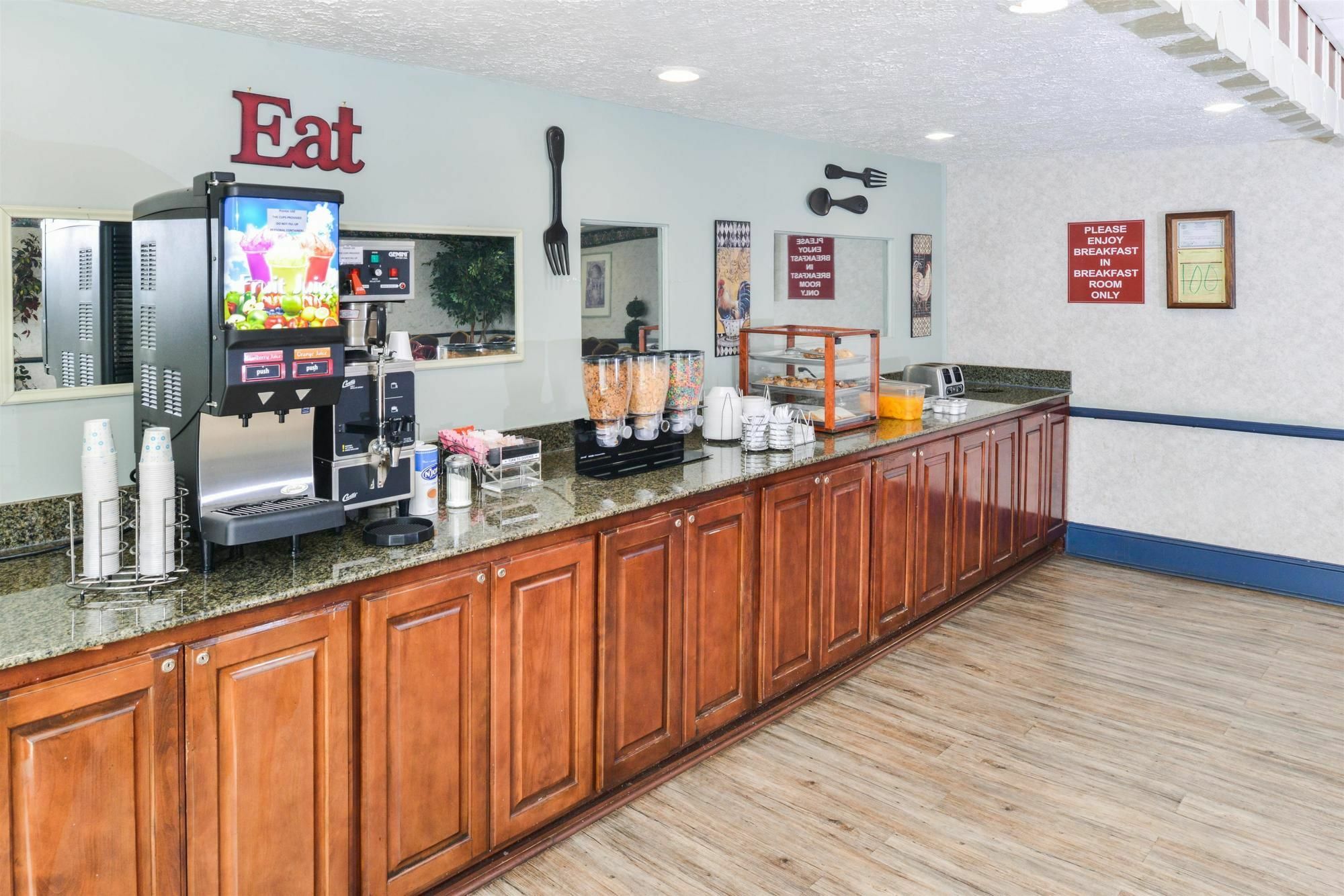 Americas Best Value Inn - Goodlettsville Exterior photo
